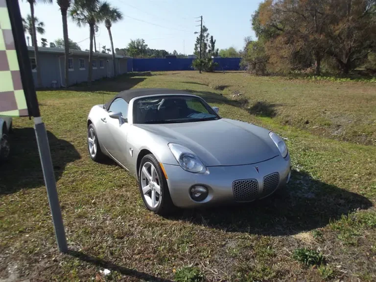2006 Pontiac Solstice - Image 2 of 2