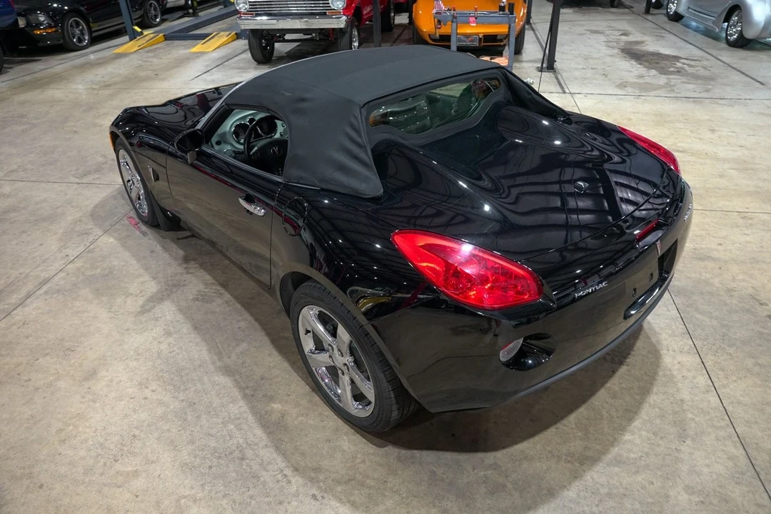 2006 Pontiac Solstice - Image 19 of 31