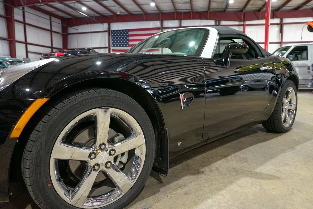 2006 Pontiac Solstice - Image 30 of 31