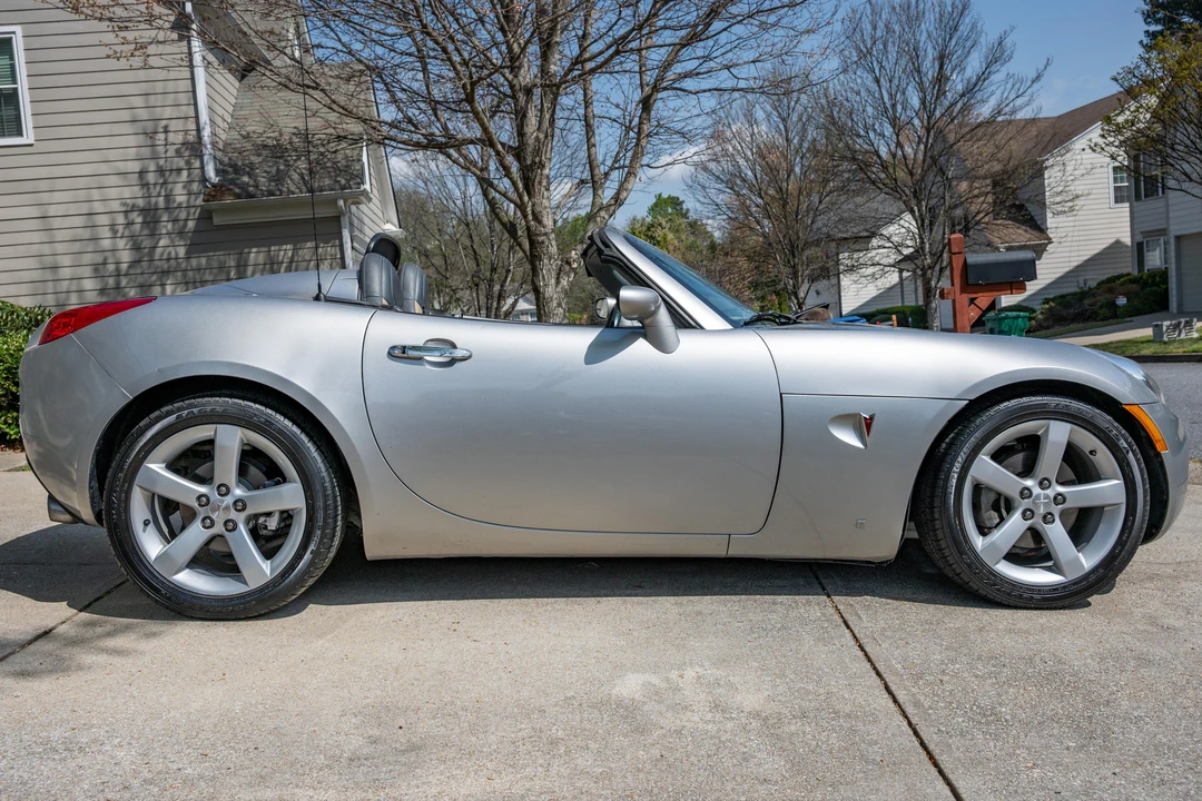 2006 Pontiac Solstice - Image 11 of 31