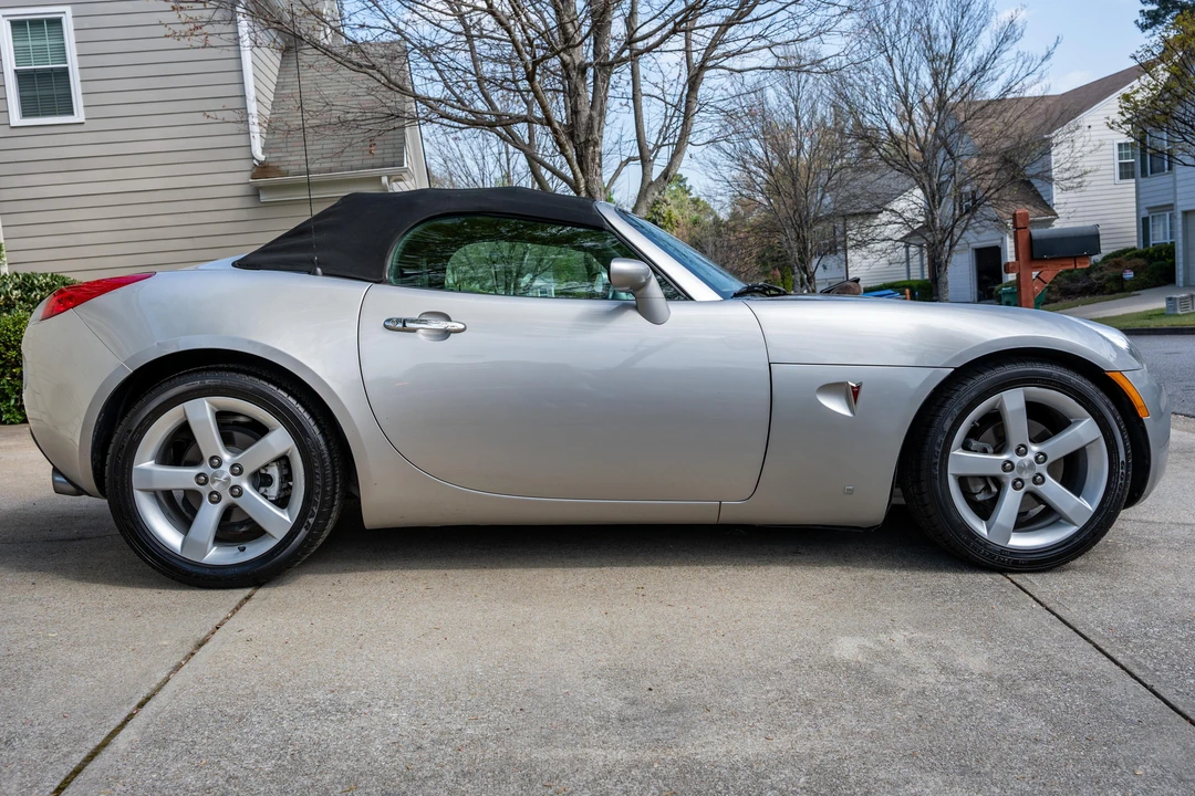 2006 Pontiac Solstice - Image 17 of 31