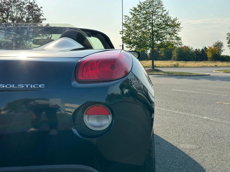 2006 Pontiac Solstice - Image 29 of 31