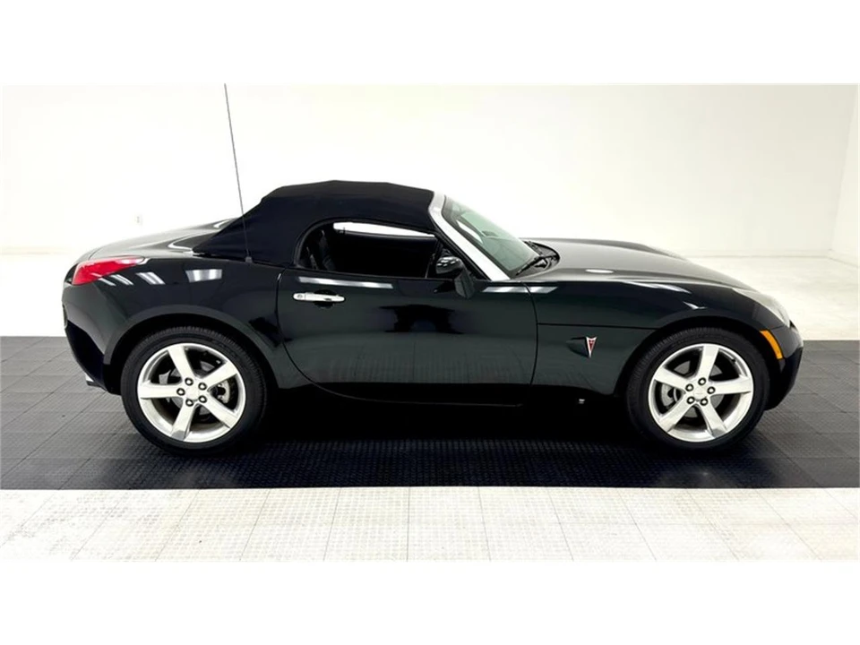 2006 Pontiac Solstice - Image 9 of 31