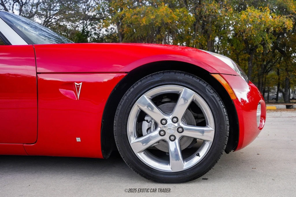 2006 Pontiac Solstice - Image 11 of 12