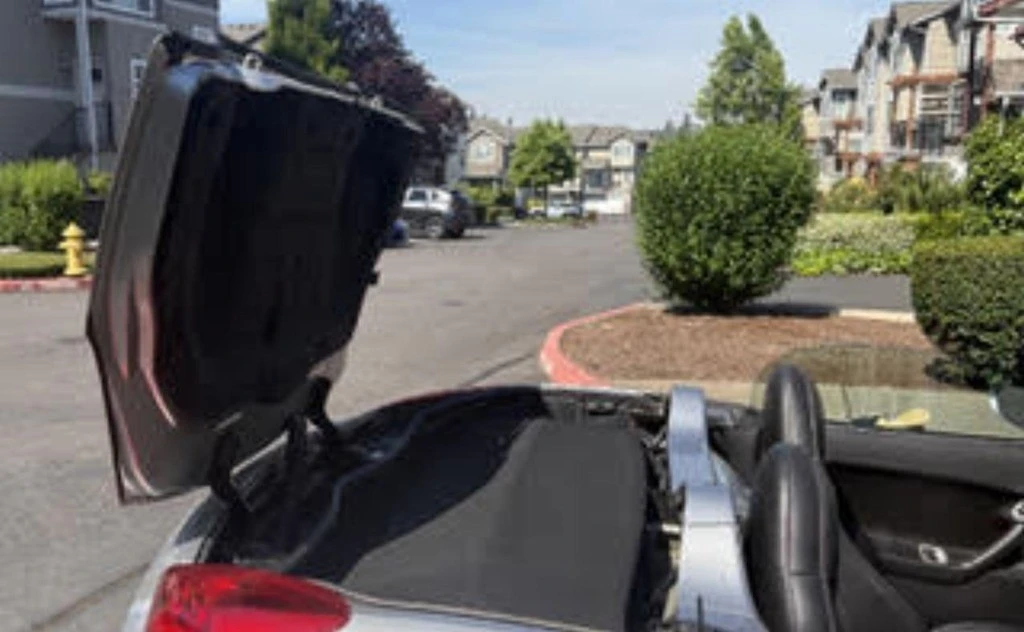 2006 Pontiac Solstice - Image 15 of 17