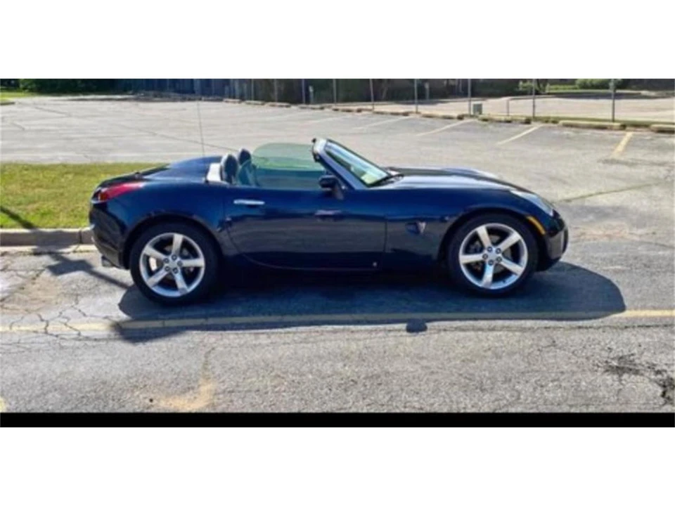2006 Pontiac Solstice - Image 3 of 15