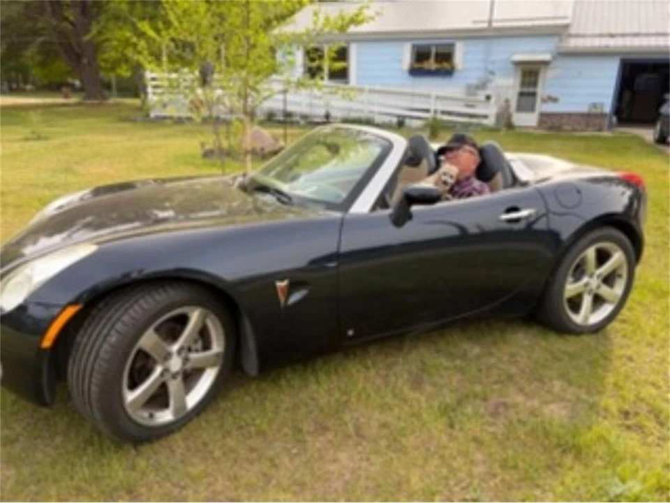 2006 Pontiac Solstice - Image 4 of 15