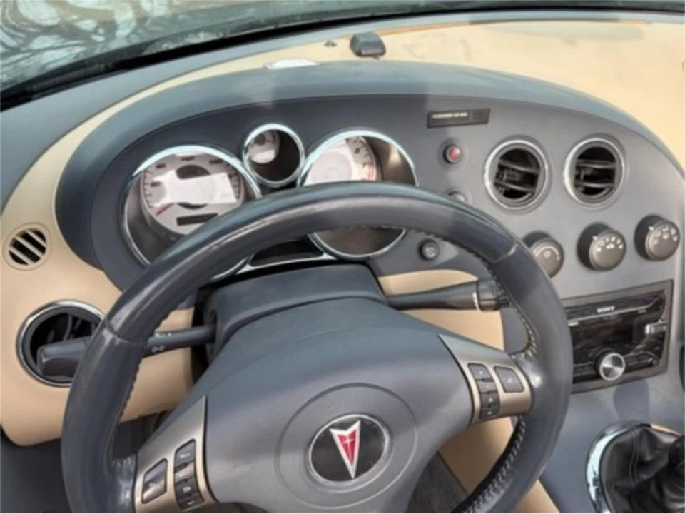2006 Pontiac Solstice - Image 14 of 15
