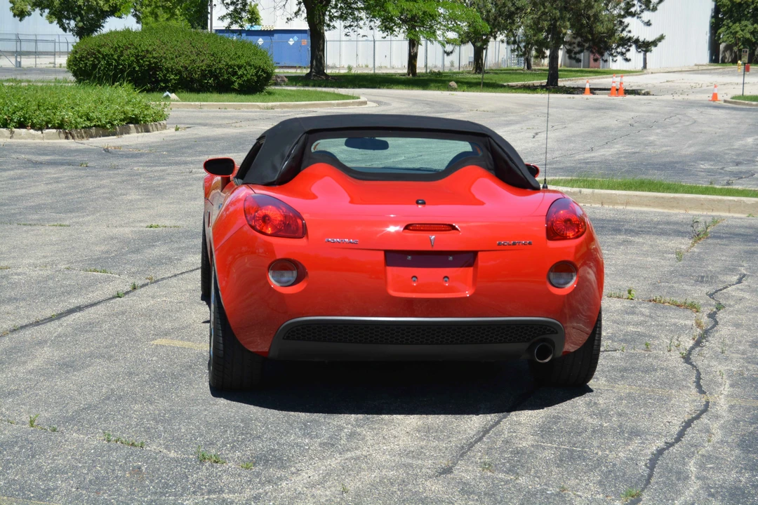 2006 Pontiac Solstice - Image 18 of 31