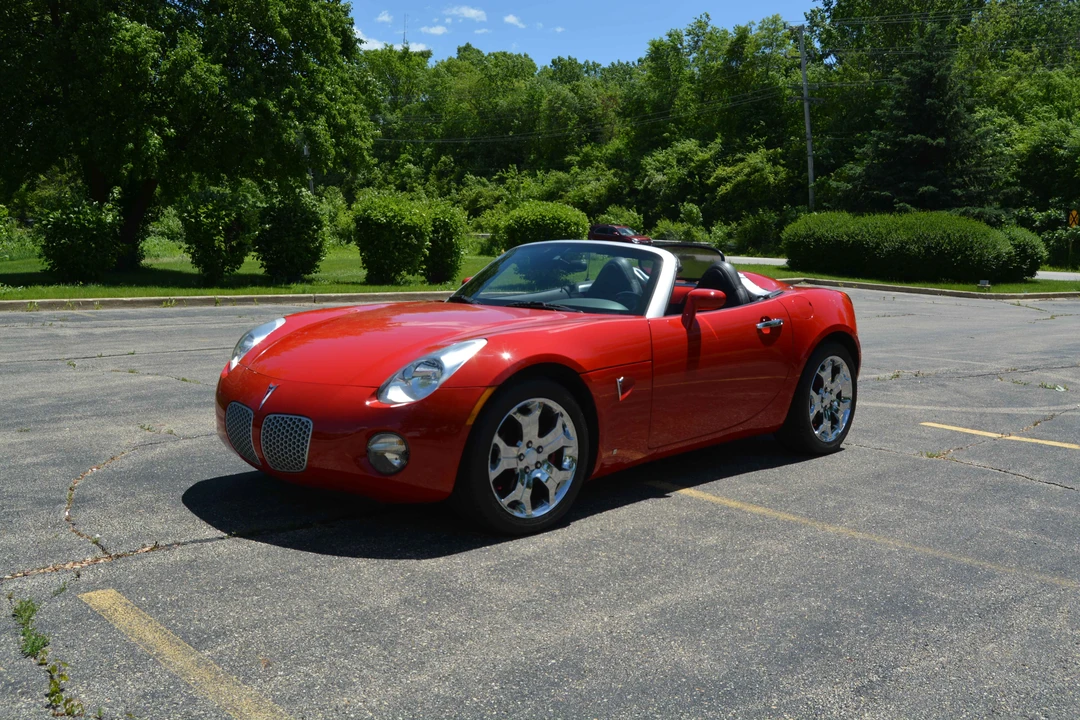 2006 Pontiac Solstice - Image 2 of 31