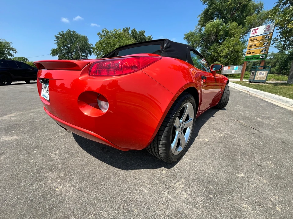 2006 Pontiac Solstice - Image 26 of 31