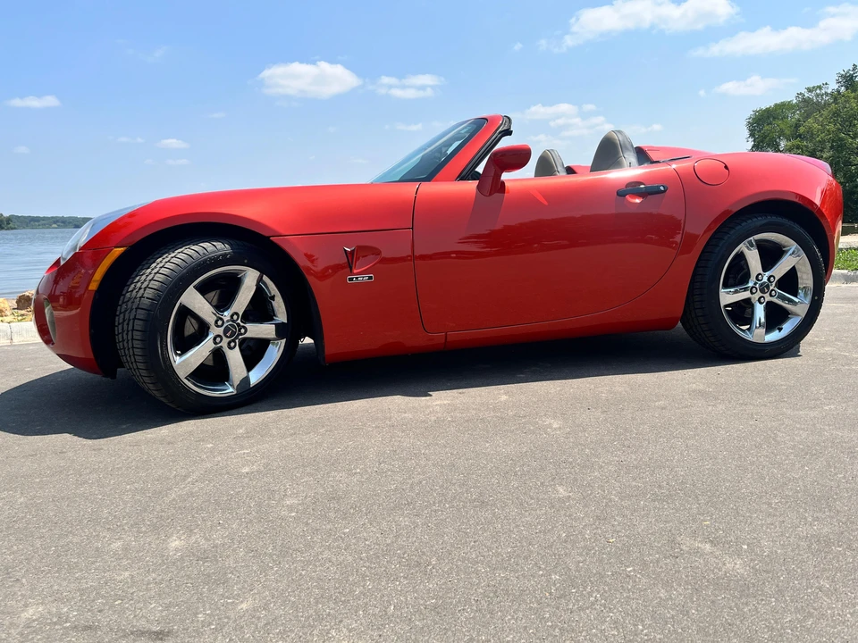 2006 Pontiac Solstice - Image 8 of 31