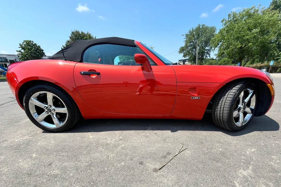 2006 Pontiac Solstice - Image 3 of 31