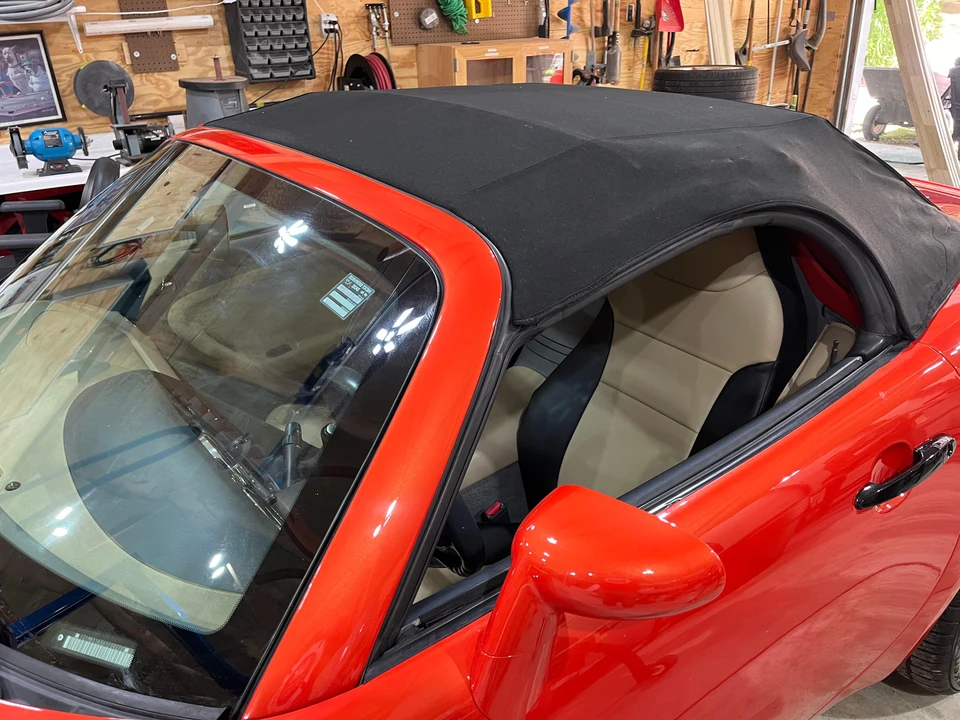 2006 Pontiac Solstice - Image 29 of 31