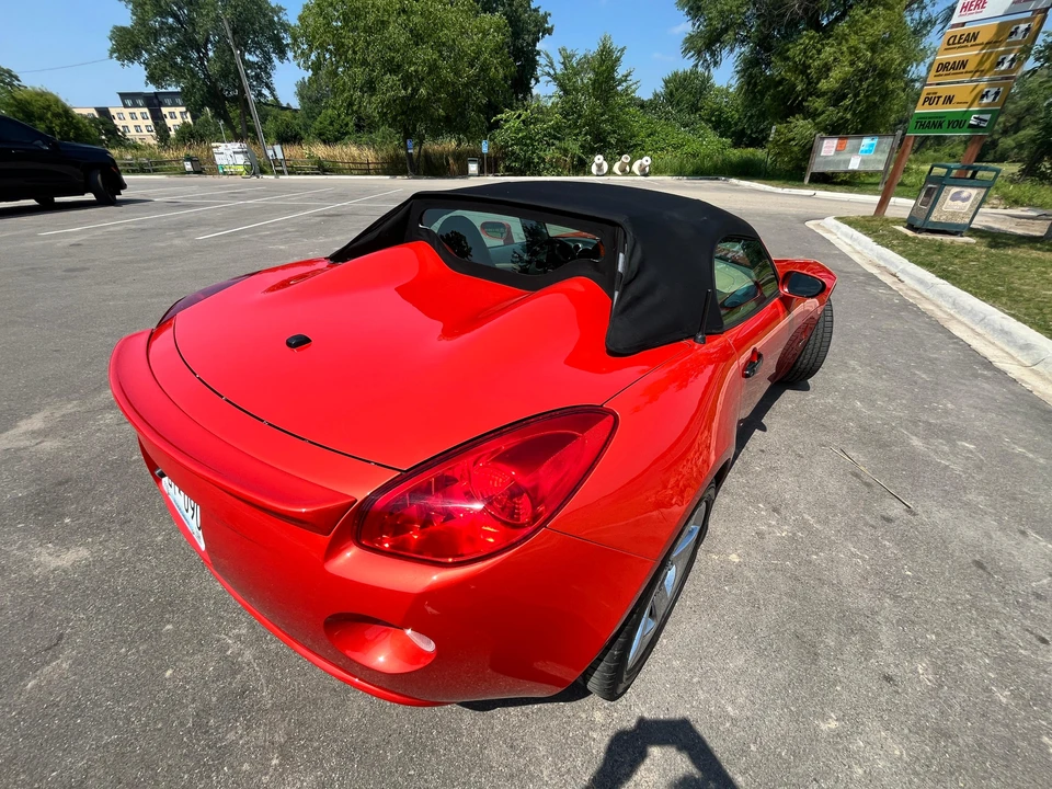 2006 Pontiac Solstice - Image 25 of 31