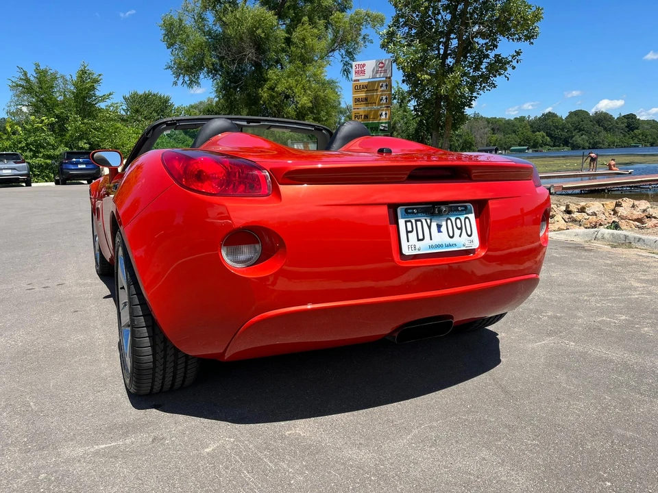 2006 Pontiac Solstice - Image 11 of 31