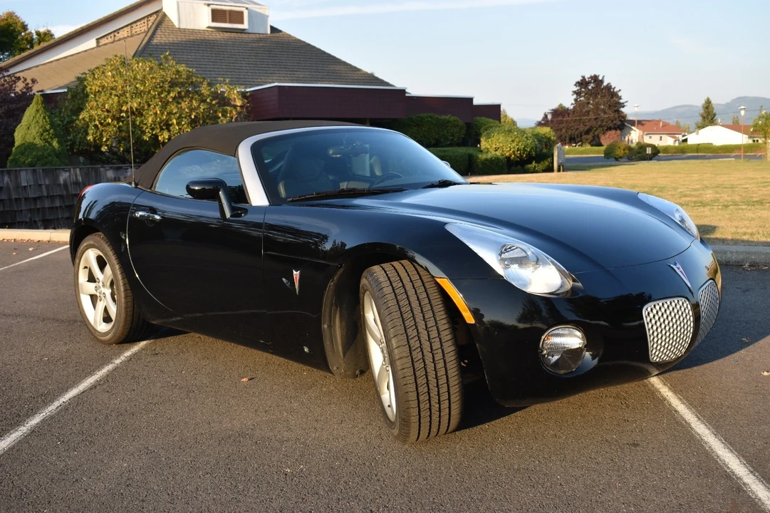 2006 Pontiac Solstice - Image 3 of 21