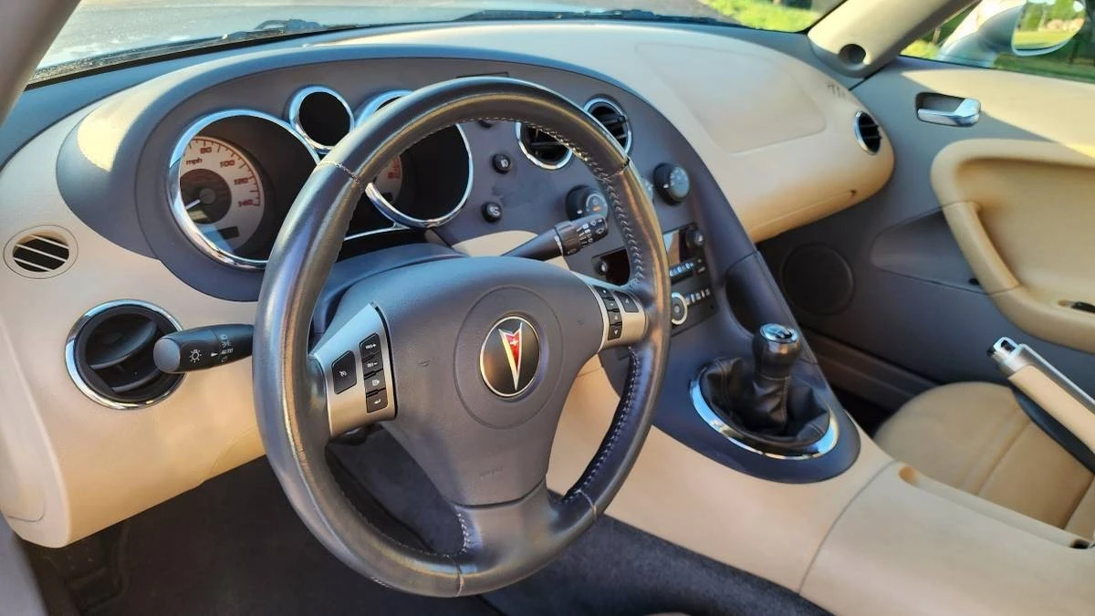 2006 Pontiac Solstice - Image 9 of 21