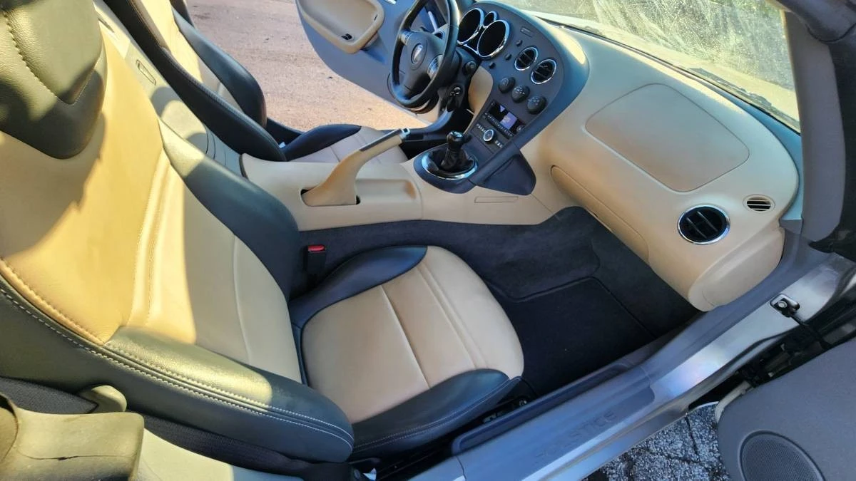 2006 Pontiac Solstice - Image 10 of 21