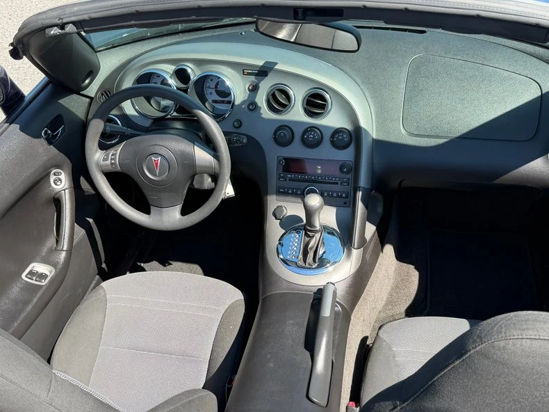 2006 Pontiac Solstice - Image 14 of 23