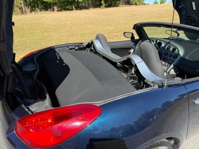 2006 Pontiac Solstice - Image 20 of 23