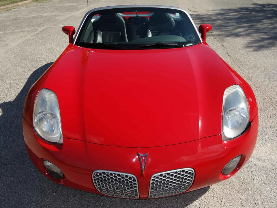 2006 Pontiac Solstice - Image 2 of 31