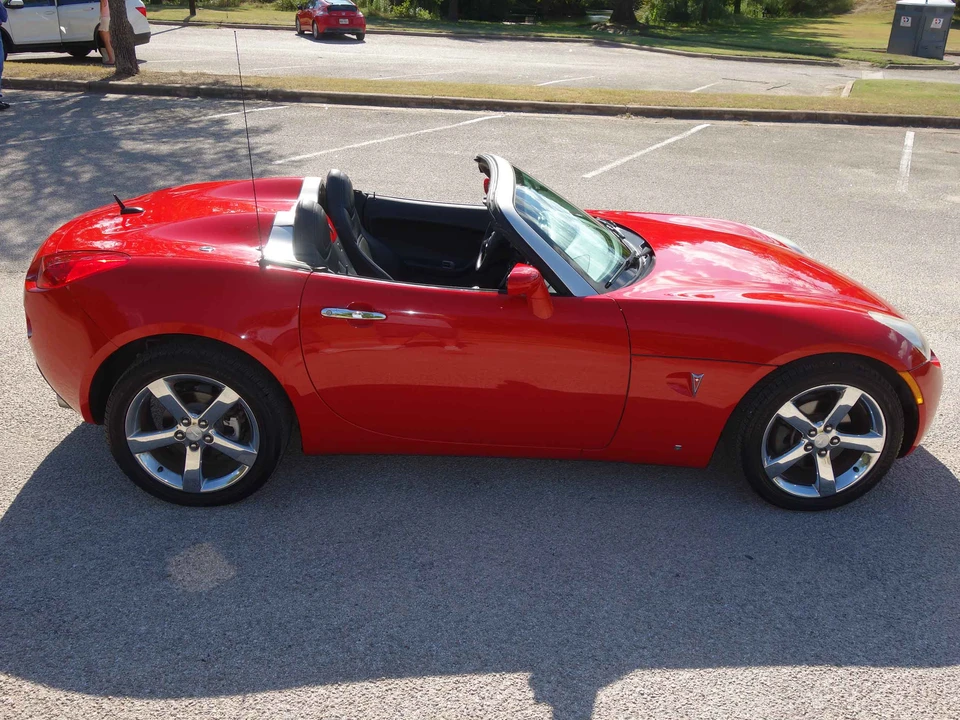 2006 Pontiac Solstice - Image 29 of 31