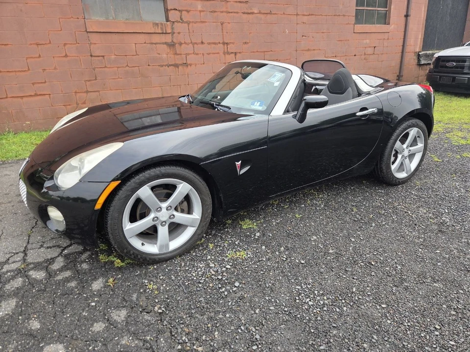 2006 Pontiac Solstice - Image 17 of 31