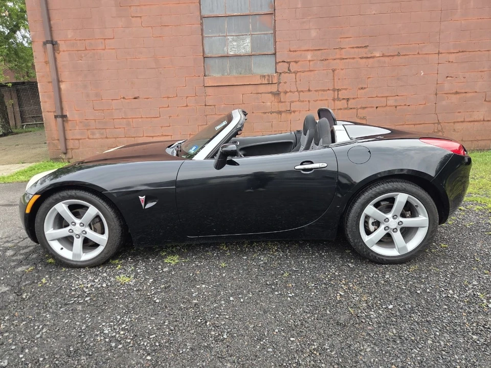 2006 Pontiac Solstice - Image 18 of 31