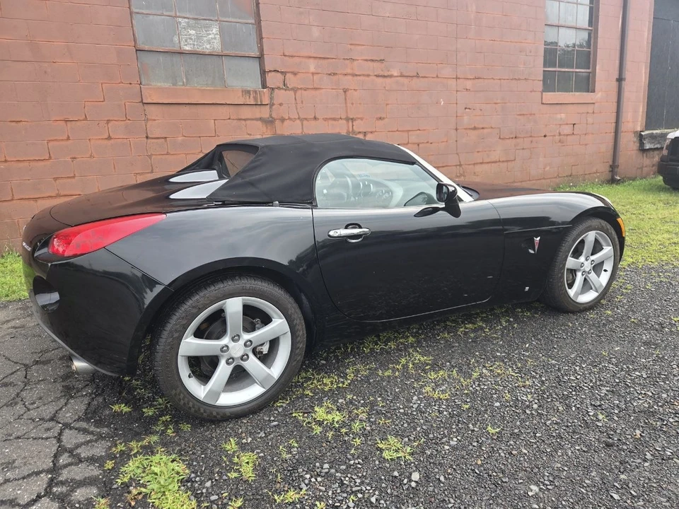 2006 Pontiac Solstice - Image 13 of 31