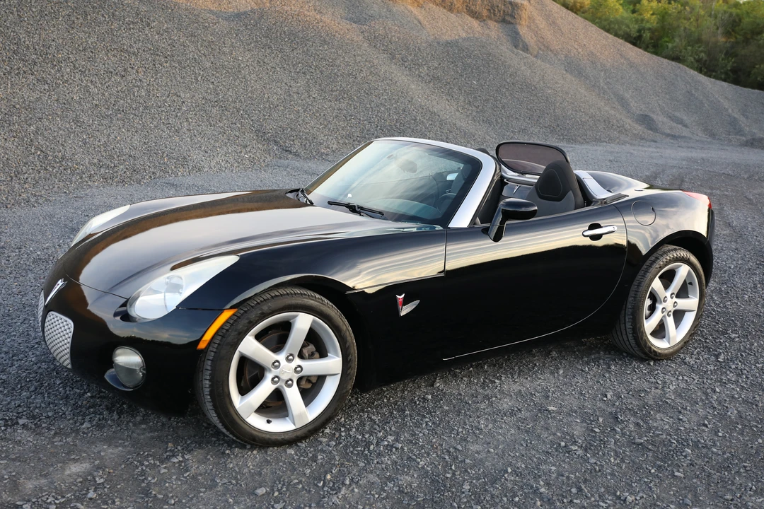 2006 Pontiac Solstice - Image 2 of 31