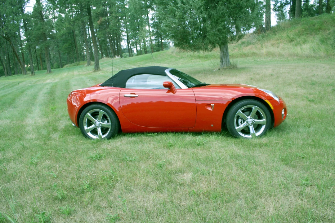 2006 Pontiac Solstice - Image 17 of 19