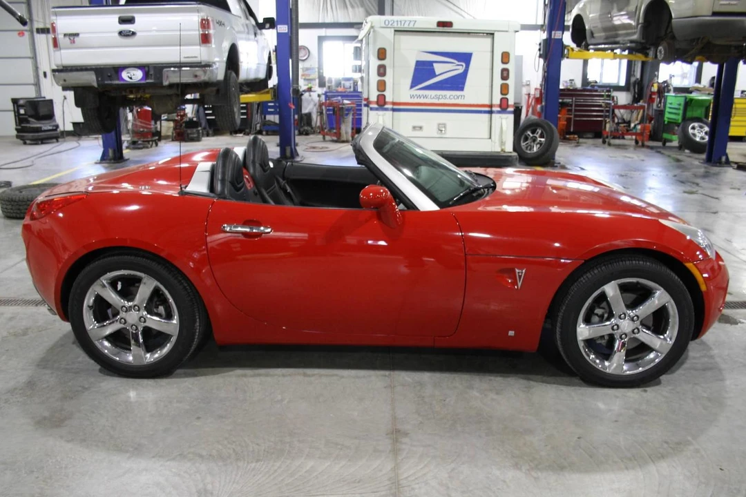 2006 Pontiac Solstice - Image 3 of 19