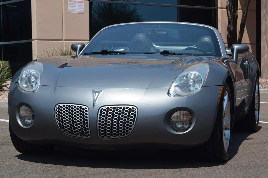 2006 Pontiac Solstice - Image 2 of 19