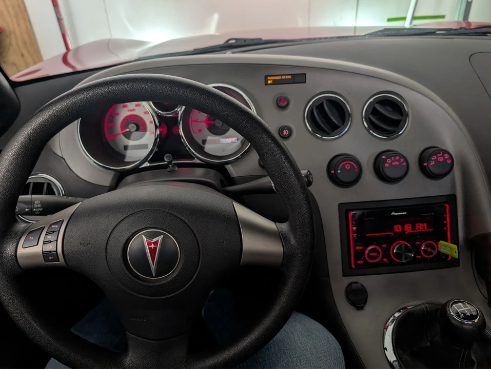 2006 Pontiac Solstice - Image 19 of 21