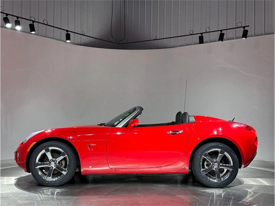 2006 Pontiac Solstice - Image 10 of 31