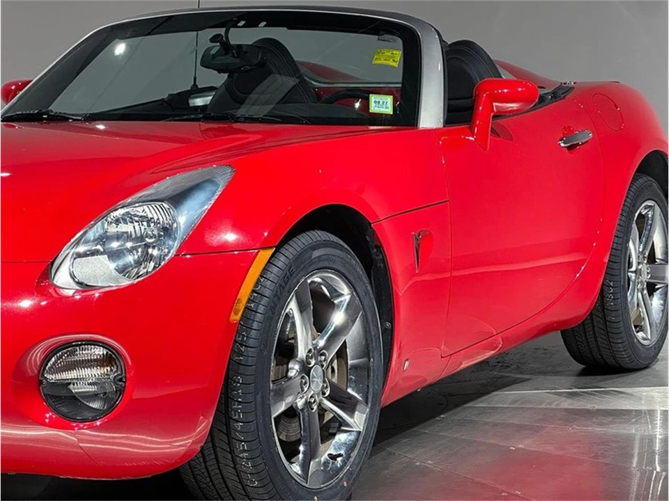 2006 Pontiac Solstice - Image 14 of 31