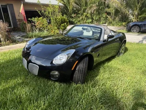 2006 Pontiac Solstice 2dr Convertible