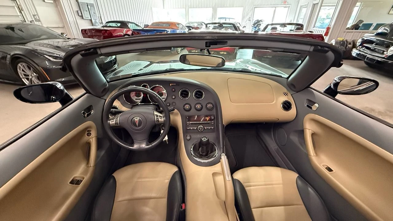 2006 Pontiac Solstice - Image 25 of 31