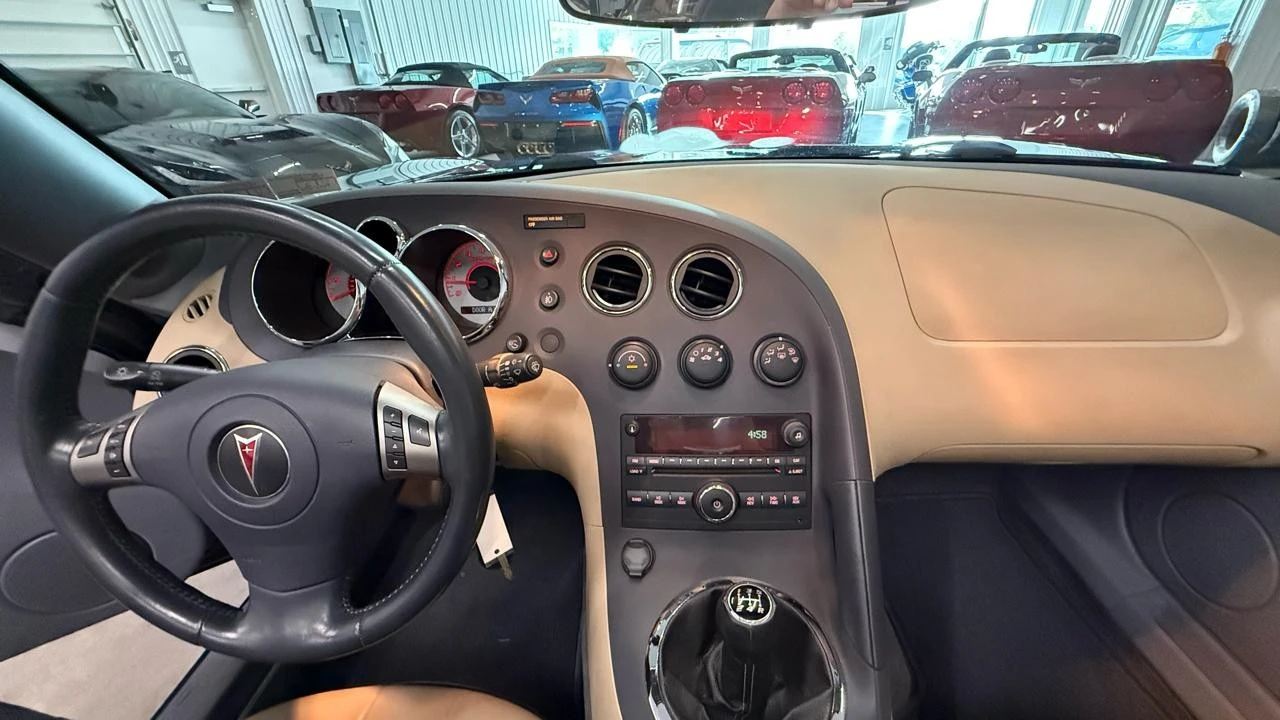 2006 Pontiac Solstice - Image 23 of 31