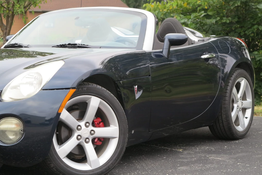 2006 Pontiac Solstice - Image 16 of 31