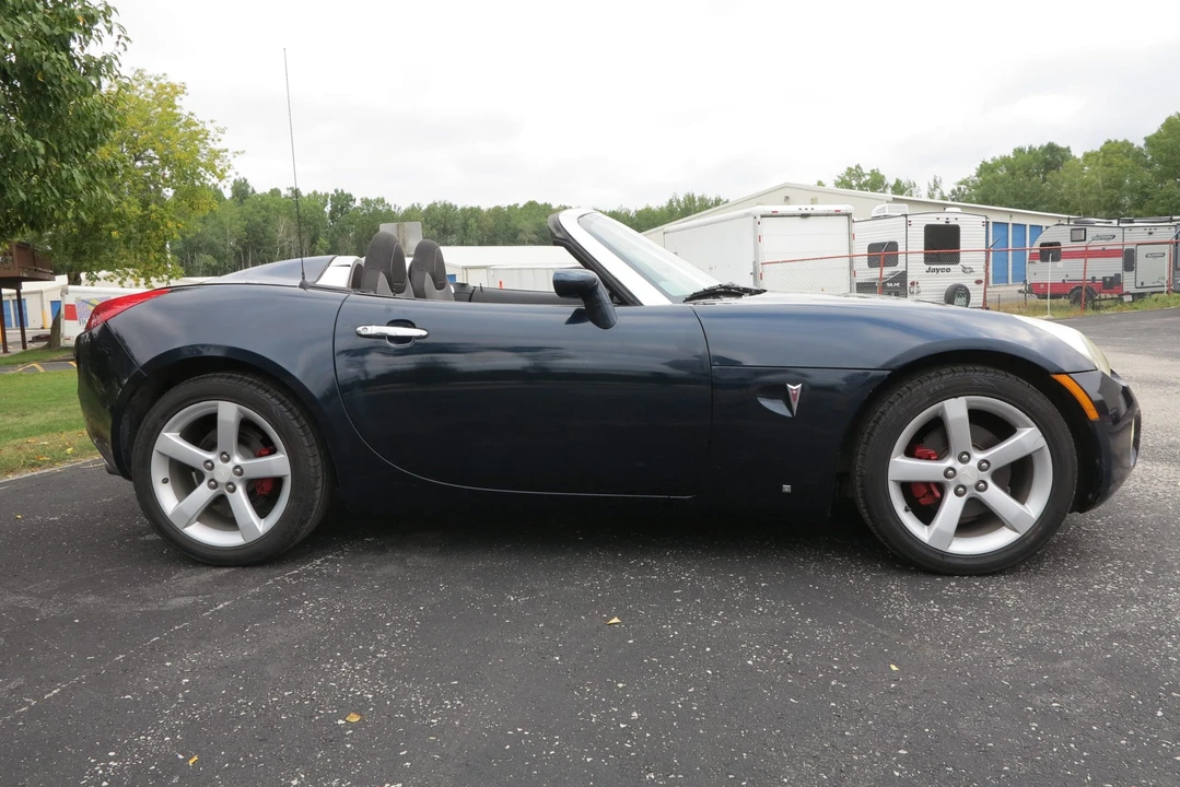 2006 Pontiac Solstice - Image 14 of 31