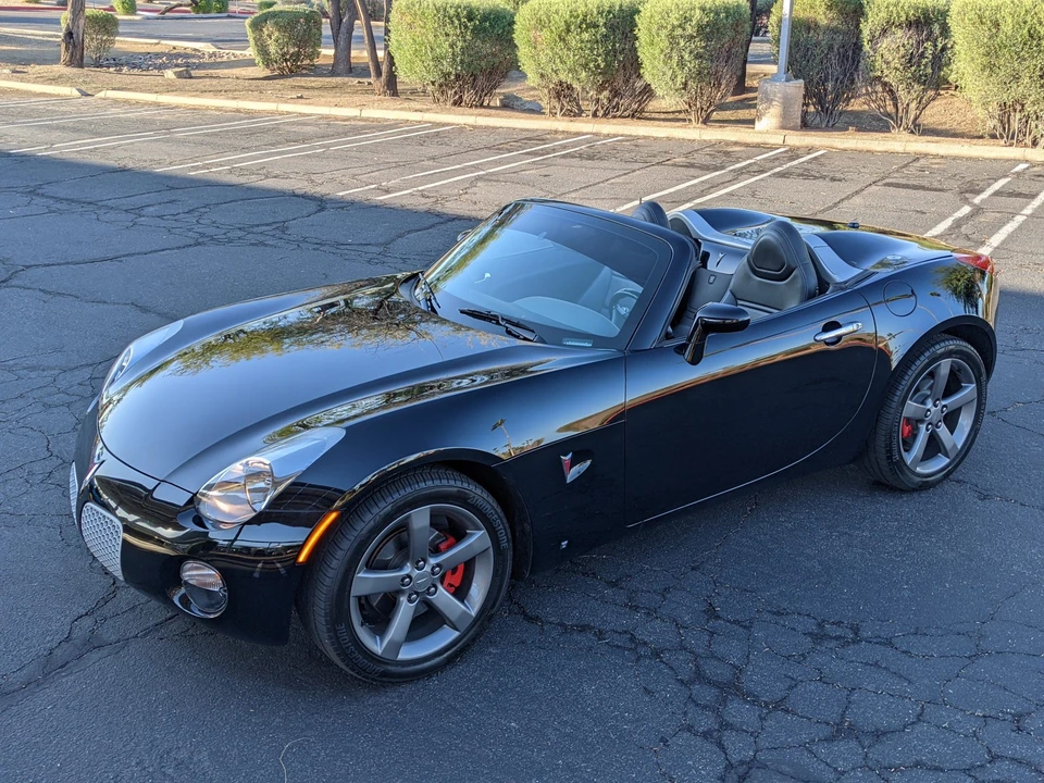 2006 Pontiac Solstice - Image 2 of 31