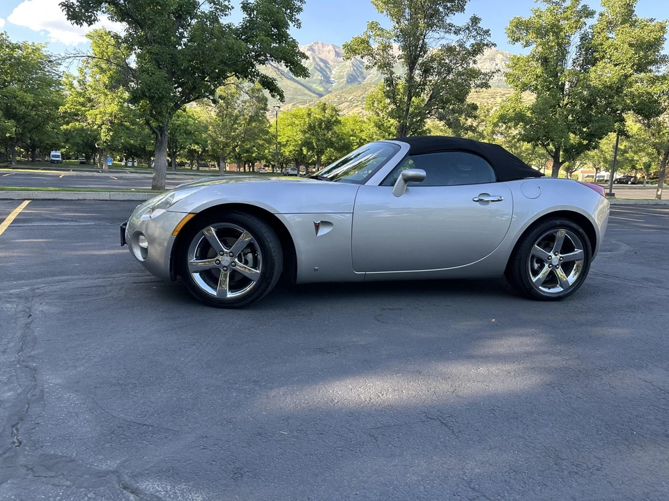 2006 Pontiac Solstice - Image 23 of 31