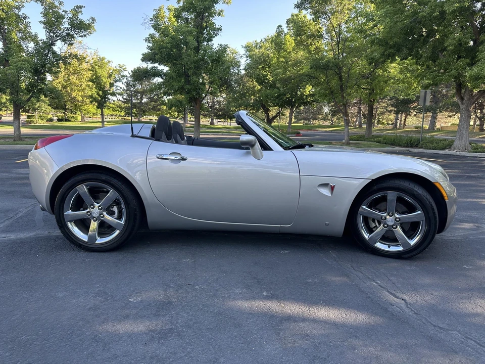 2006 Pontiac Solstice - Image 16 of 31