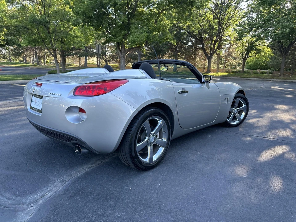 2006 Pontiac Solstice - Image 15 of 31
