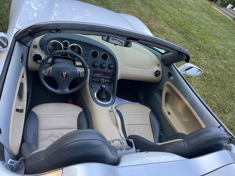 2006 Pontiac Solstice - Image 27 of 31