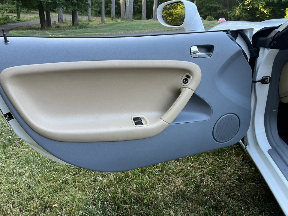 2006 Pontiac Solstice - Image 23 of 31
