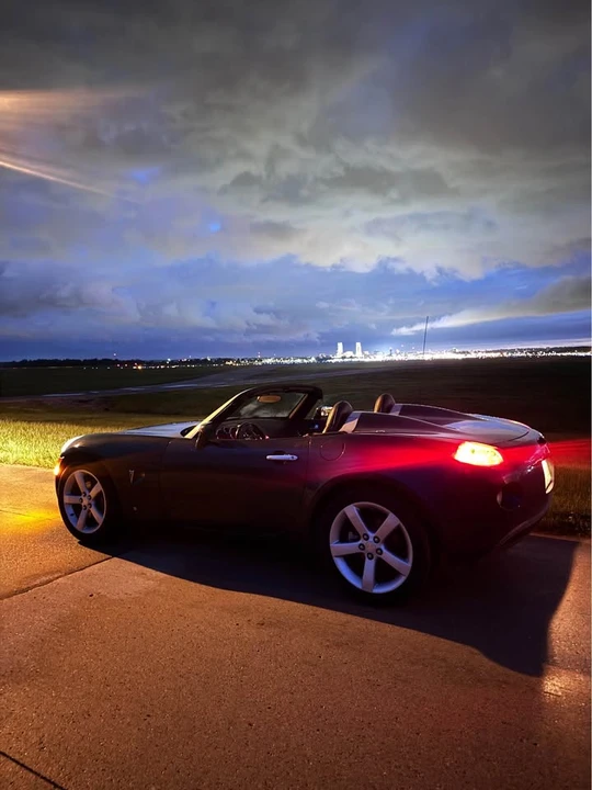 2006 Pontiac Solstice - Image 2 of 5