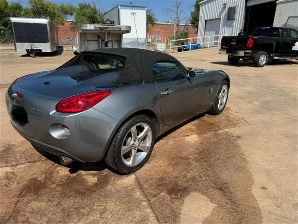 2006 Pontiac Solstice - Image 3 of 6